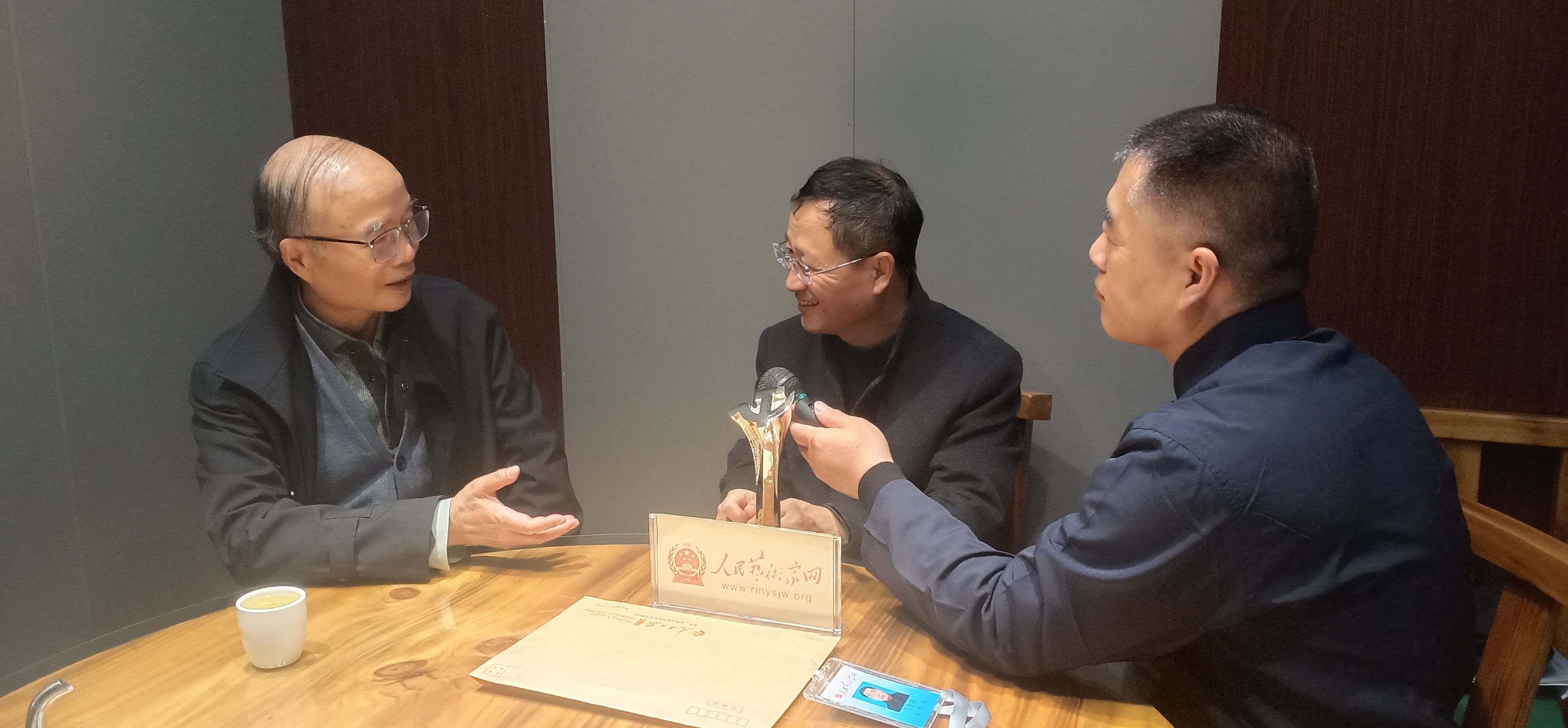 ���A���}�мκ�