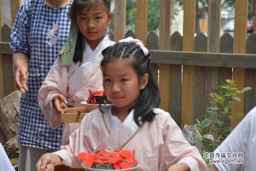 ���h���k��Y ��ʥ�t���S��