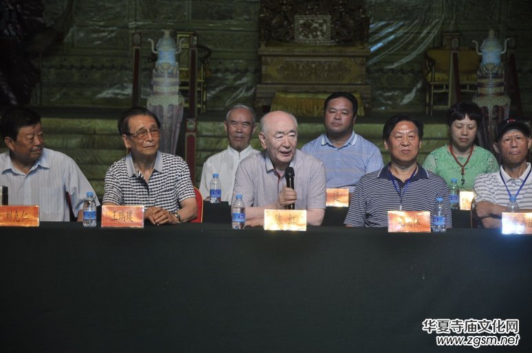 中國文化進(jìn)萬家明文化交流中心在明定陵景區(qū)成立 中國文化進(jìn)萬家明文化交流中心在明定陵景區(qū)成立