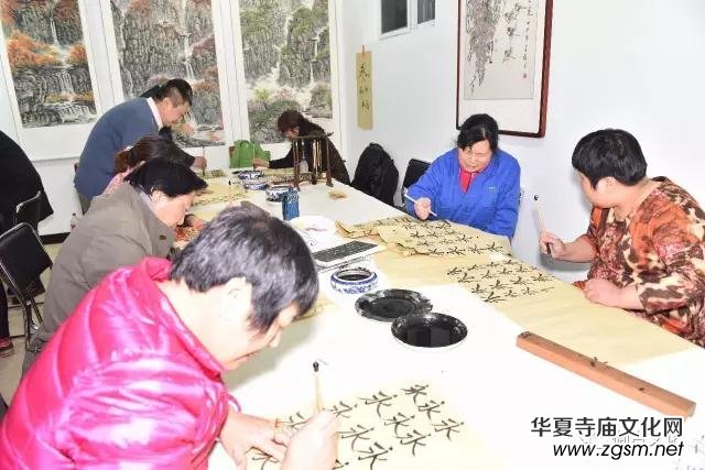 ƽ�ȅ^(q��)ɽ�|�f�(zh��n)С���P(gu��n)������~�L(zh��ng)���x��(w��)�k����ҹУ