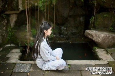 ����Ů�����ޟ�ȫ�׹��������]��