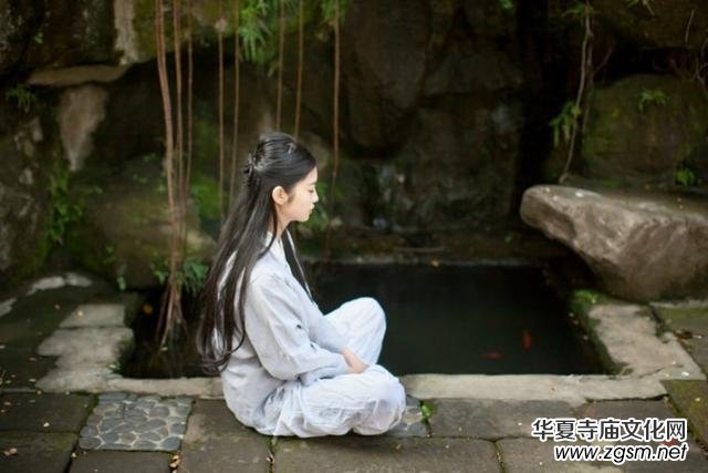 ����Ů�����ޟ�ȫ�׹��������]��