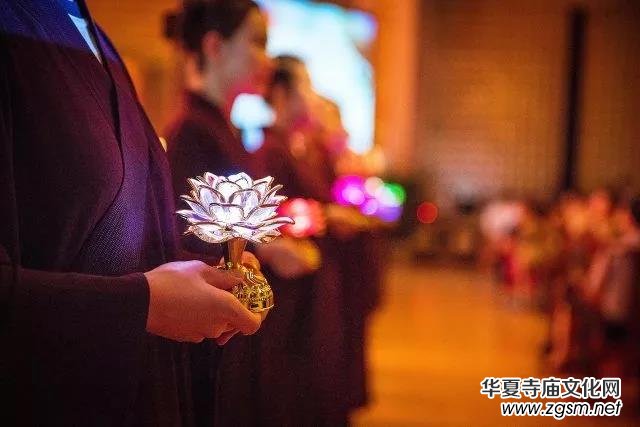 ������ �� �ж� �� �F(tu��n)�A��2017�������֮ҹ���(hu��)�A�M�e��