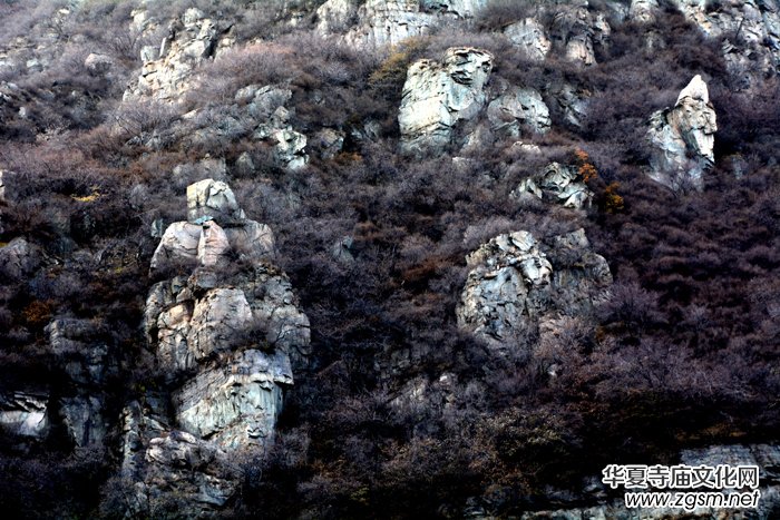 ����ɽ��ʯ�����Ȫ�澰