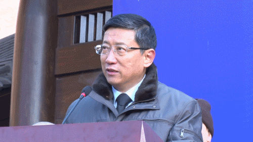 ���_(t��i)ɽ�������e�Љ�(m��ng)���L(zh��ng)��ʾ��׷˼���(hu��)