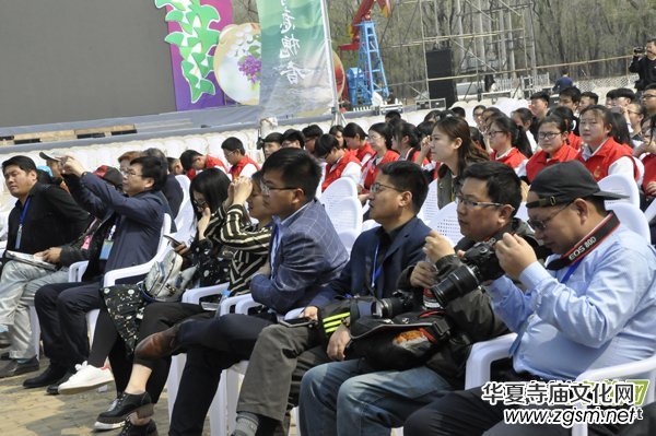 �Ի���ý�����(b��o)�󿯹������u����Ԓ�Ļ��d�(zh��n)