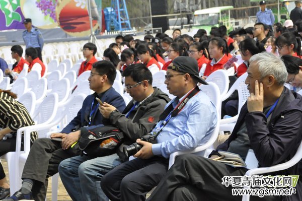 �Ի���ý�����(b��o)�󿯹������u����Ԓ�Ļ��d�(zh��n)