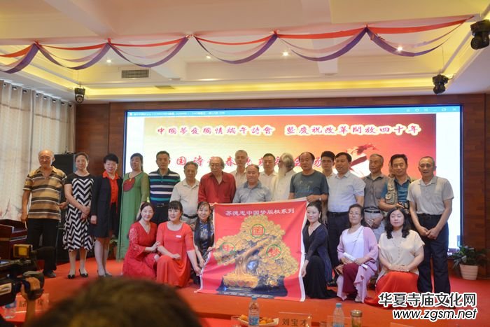 �������ོ�����W(xu��)���Čö���Ԋ��(hu��)�A�M��Ļ