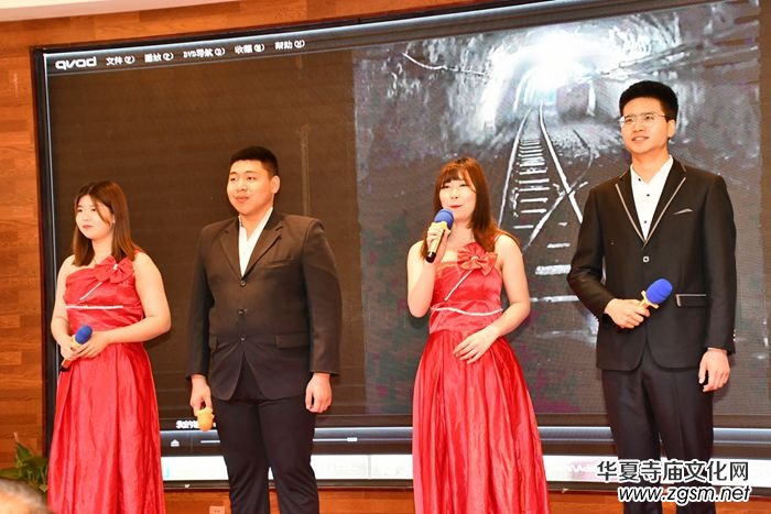 �������ོ�����W(xu��)���Čö���Ԋ��(hu��)�A�M��Ļ