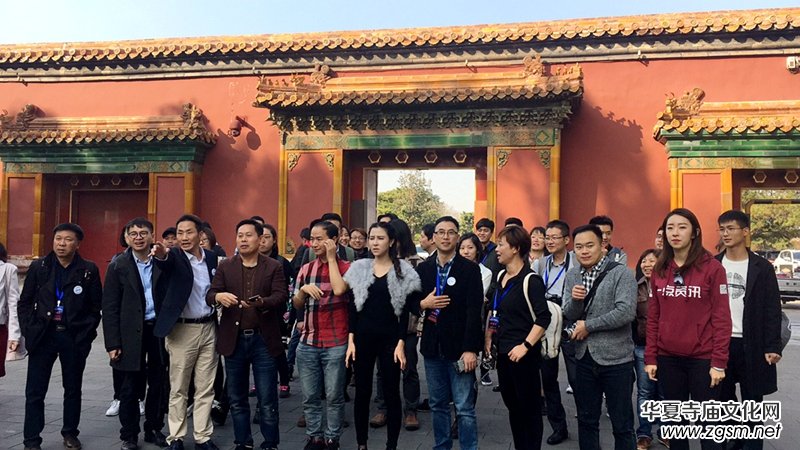 ����ø硱��(gu��)��ȳ��m(x��)�j�� ���I(l��ng)�ɰ�����ʌm�T(m��n)ǰ��С�S��