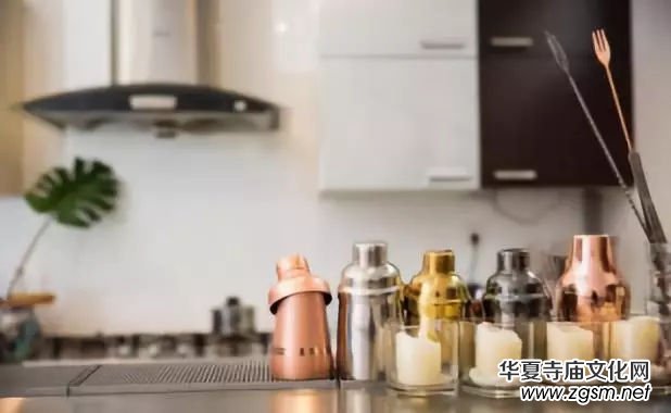 ��ĩ�м�ح���{ҫ�֖|��һ�΂��y(t��ng)�Ļ��c��(chu��ng)����Ĳ��ڶ�����