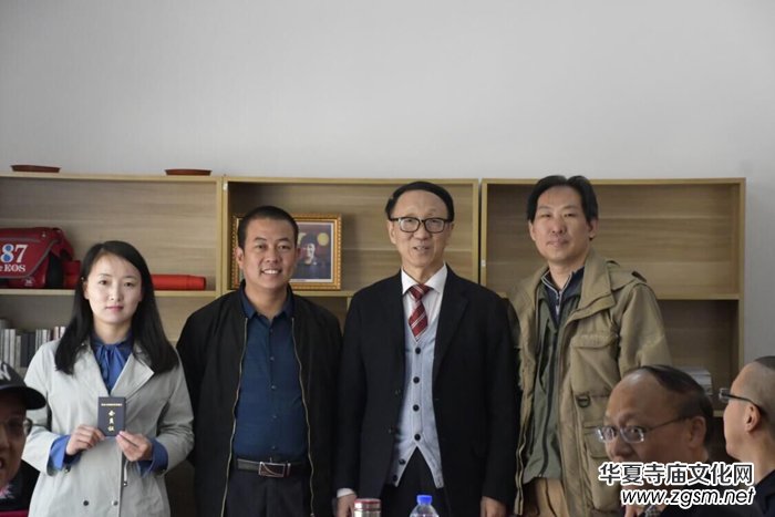 ������ʯ��ɽ���f(xi��)�e�k������Ļ�푡����W(xu��)��(x��)�R��������