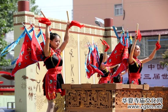 �Ї�(��ɽ)����������h�ֹ�(ji��)�}�R�Ļ�ϵ�����׻��(d��ng)����ɽ�h�_Ļ