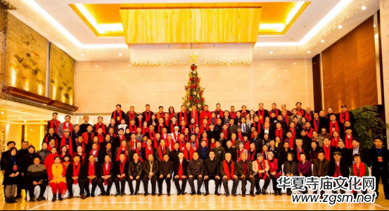 �Ї��Ļ��M�f�҃�(y��u)����y(t��ng)�Ļ��߷�Փ���͕�����ƷƷ�uչ�ڱ����e��