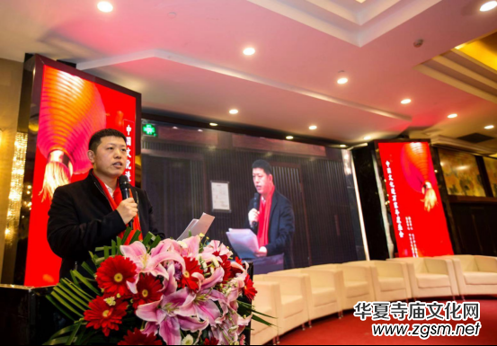 �Ї��Ļ��M�f�҃�(y��u)����y(t��ng)�Ļ��߷�Փ���͕�����ƷƷ�uչ�ڱ����e��