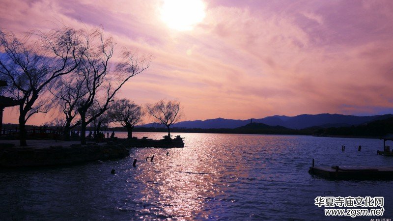 �����U�͈@ �Ŀ����������ľ�ɫ