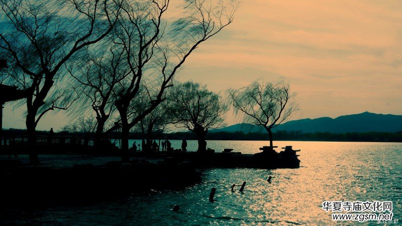 �����U�͈@ �Ŀ����������ľ�ɫ