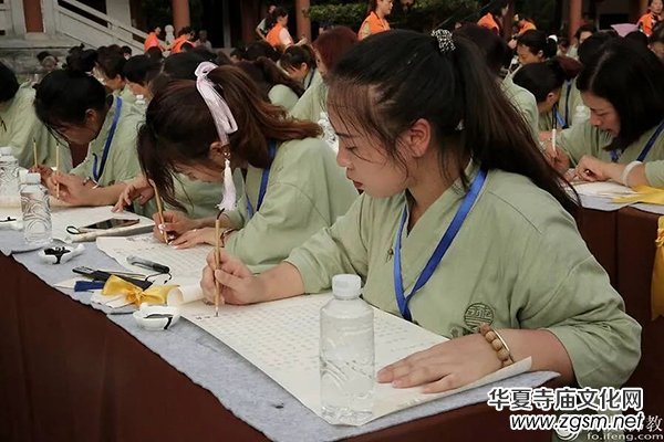  ����������ڽ̆����挍(sh��)�ČW(xu��)����Ⱥ�����������