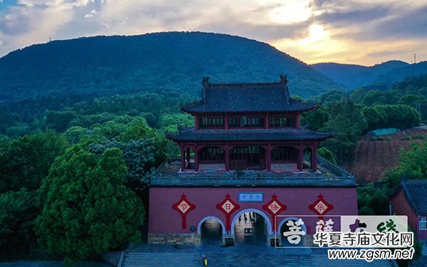 伽藍菩薩圣誕日 道偉法師攜玉泉寺僧眾祈福世界和平 伽藍菩薩圣誕日 道偉法師攜玉泉寺僧眾祈福世界和平