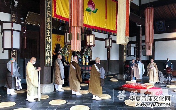 閩籍僑領(lǐng)參訪隱元禪師創(chuàng)建的日本黃檗宗大本山萬(wàn)福寺 閩籍僑領(lǐng)參訪隱元禪師創(chuàng)建的日本黃檗宗大本山萬(wàn)福寺