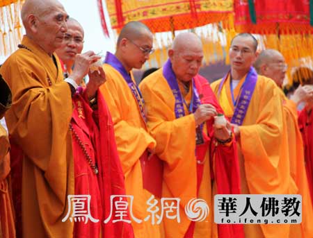 ������ɽ�U���e�����R�������ȫ�÷����_��c�䷨��