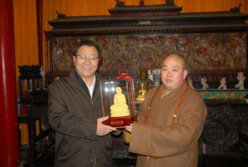 ��ͨ�����L(zh��ng)��ʢ��һ�Ѕ��^������ɽ������