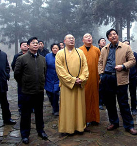 һ��ʥɮ������ɽ��