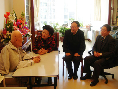 ����(w��)ί�T���������(ji��)ǰϦ�������w������