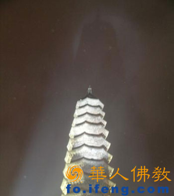 ������̫���`ۙ��ͻ�F�������׾������^