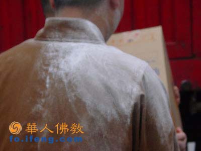 �Ϻ����A���µڶ����c��(z��i)���Y6��15���\��ʲ��