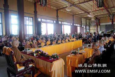 ���ƴ��W�R�Ĵ��᱊���W(xu��)Ժ����_ʾ