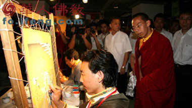 ��ʮһ����U���^�����_��ǧ���ƿ�չ��