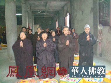 �ܞ�(z��i)��(ji��n)ª��Ժ�е���������(hu��)