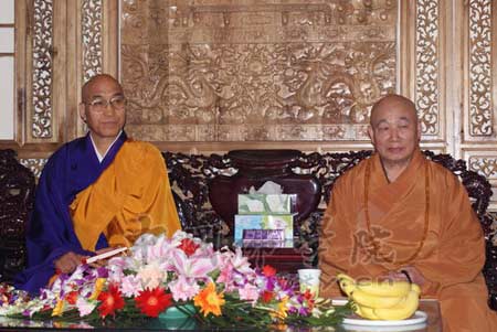 �ձ������ڴ���F(tu��n)һ�е��Ї����W(xu��)Ժ���L