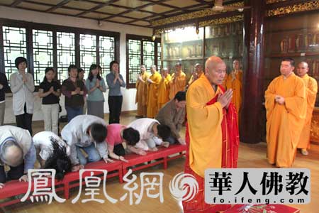 �Ϻ����A�����e���w�����ʿ�Ϲ�׷˼����