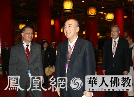 �ǲ��۳�ϯ�_(t��i)���gӭ����