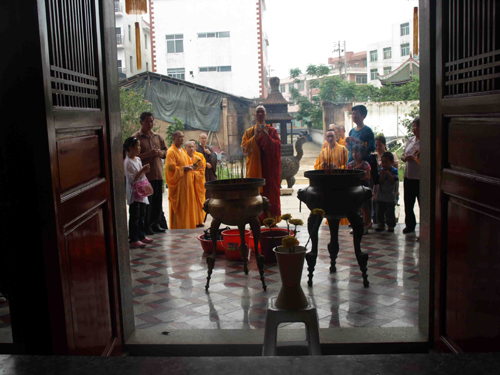 廈門忠明法師到漳州龍興寺行腳 廈門忠明法師到漳州龍興寺行腳