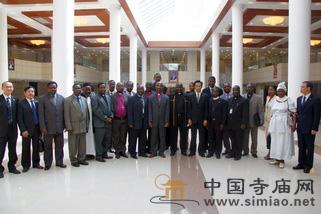 駐馬拉維大使林松添出席馬全國宗教領(lǐng)袖研討會并作主旨演講 駐馬拉維大使林松添出席馬全國宗教領(lǐng)袖研討會并作主旨演講