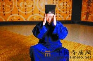 �����ڽ֣̾����{����һ ���Ռ������Y��