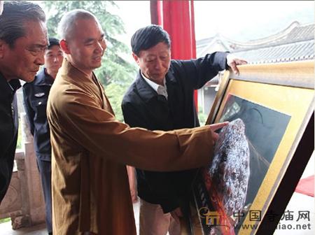 ��ʮ��ȫ���˴�ί����ί�T�L��؅��L��ϼ����