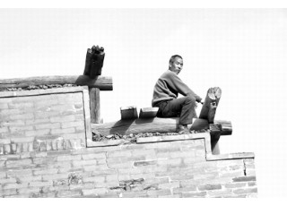 �˴�300��ʯ�_(t��i)�¹ŏR�����u(m��i)����񷴌�(du��)