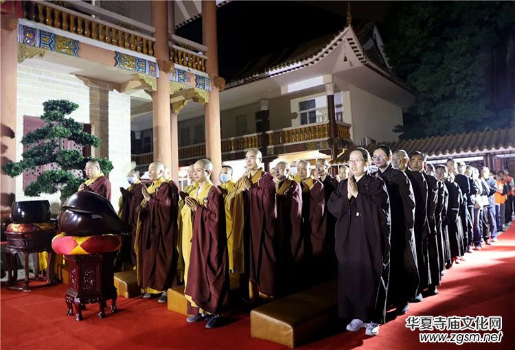 弘法寺隆重舉行恭送本煥長老舍利赴甘肅酒泉敦煌市雷音寺永久供奉法會 弘法寺隆重舉行恭送本煥長老舍利赴甘肅酒泉敦煌市雷音寺永久供奉法會