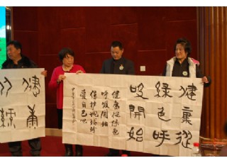 �Gɫ�������������f���І���(d��ng)�xʽ�ھ��e��