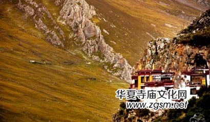 西藏扎葉巴寺:隱秘山洞里的修行靈地 西藏扎葉巴寺:隱秘山洞里的修行靈地