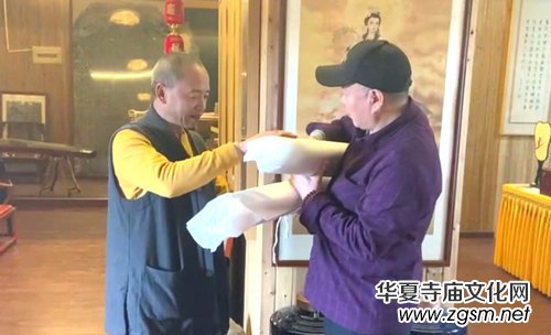 楊明學國畫百米長卷《普陀圣境圖》被普陀山收藏 楊明學國畫百米長卷《普陀圣境圖》被普陀山收藏