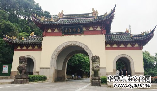 楊明學國畫百米長卷《普陀圣境圖》被普陀山收藏 楊明學國畫百米長卷《普陀圣境圖》被普陀山收藏