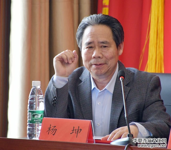 中國(guó)文藝名家“品讀大美贛鄱 放歌萬(wàn)年石鎮(zhèn)”采風(fēng)系列活動(dòng)舉辦 中國(guó)文藝名家“品讀大美贛鄱 放歌萬(wàn)年石鎮(zhèn)”采風(fēng)系列活動(dòng)舉辦