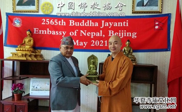 ���Ը����L���Ჴ���v�A��ʹ�^��ϯ�l(w��i)����(ji��)�cף�������