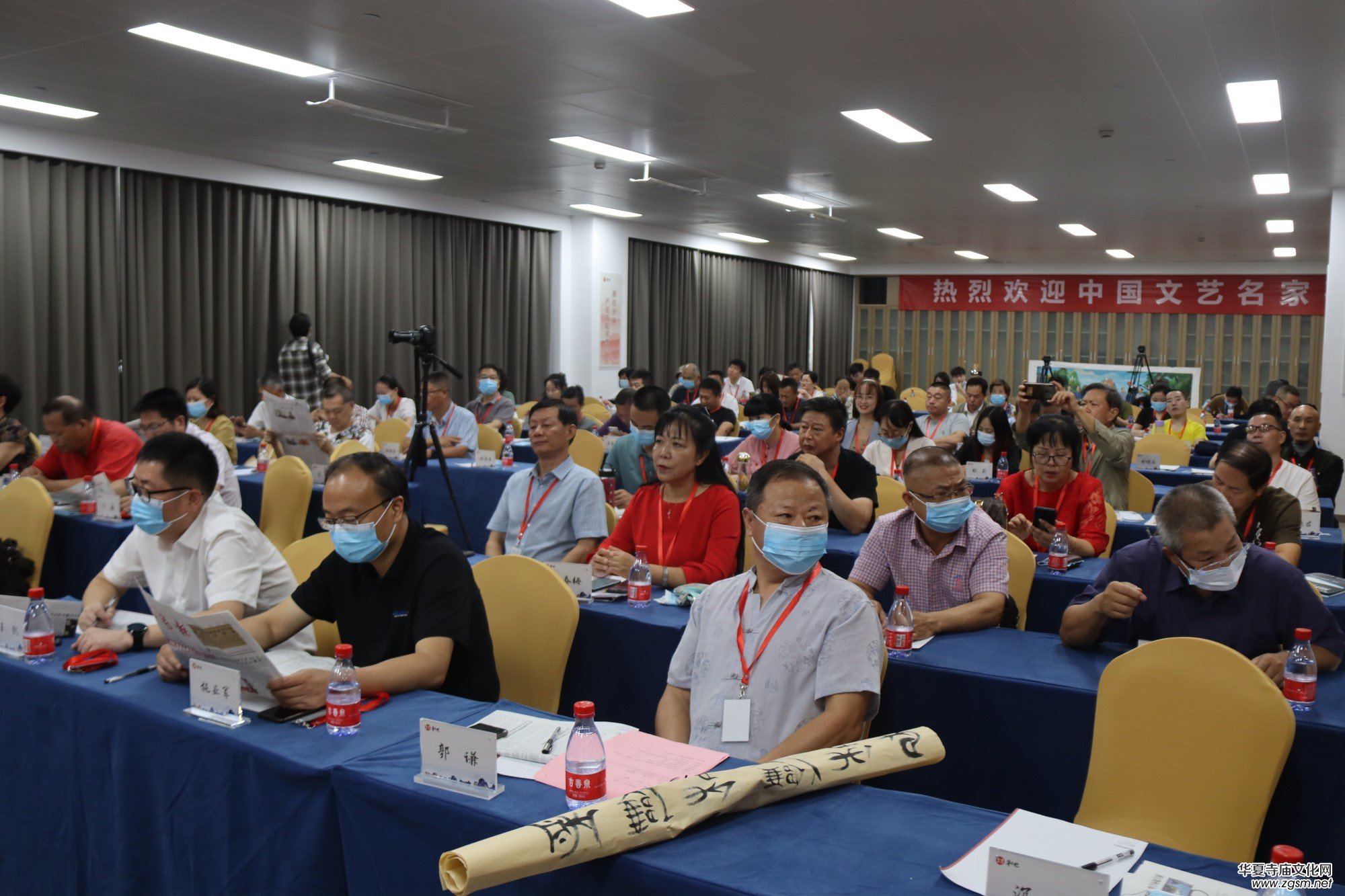 “品讀孝鄉(xiāng) 放歌和也”藝術(shù)之旅·第12屆中國作家新創(chuàng)作論壇在安吉舉行 “品讀孝鄉(xiāng) 放歌和也”藝術(shù)之旅·第12屆中國作家新創(chuàng)作論壇在安吉舉行