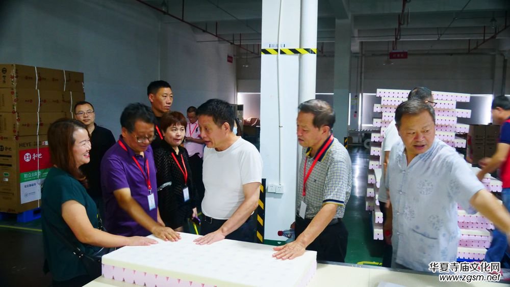 “品讀孝鄉(xiāng) 放歌和也”藝術(shù)之旅·第12屆中國作家新創(chuàng)作論壇在安吉舉行 “品讀孝鄉(xiāng) 放歌和也”藝術(shù)之旅·第12屆中國作家新創(chuàng)作論壇在安吉舉行